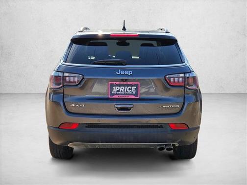Granite Crystal Metallic Clearcoat 2022 Jeep Compass Limited