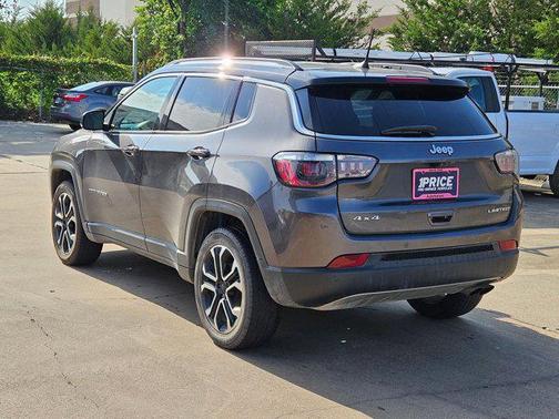 Granite Crystal Metallic Clearcoat 2022 Jeep Compass Limited
