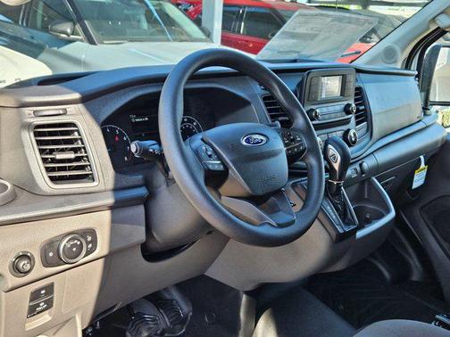 2025 Ford Transit-350 XL