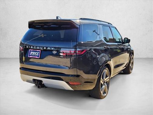 2023 Land Rover Discovery P360 Metropolitan Edition