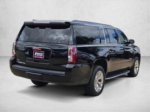 Onyx Black 2017 GMC Yukon XL SLT