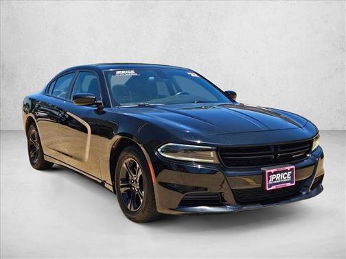 Pitch Black Clearcoat 2022 Dodge Charger SXT