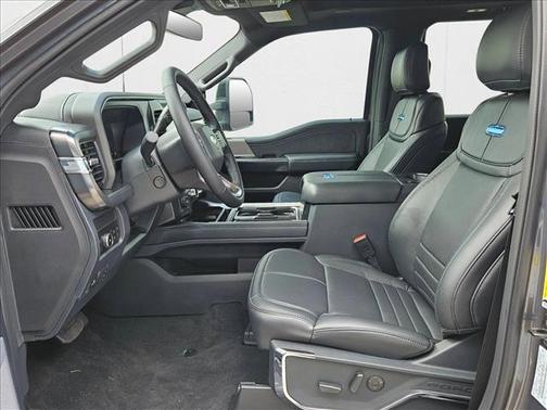 2026 Ford F-250 Platinum