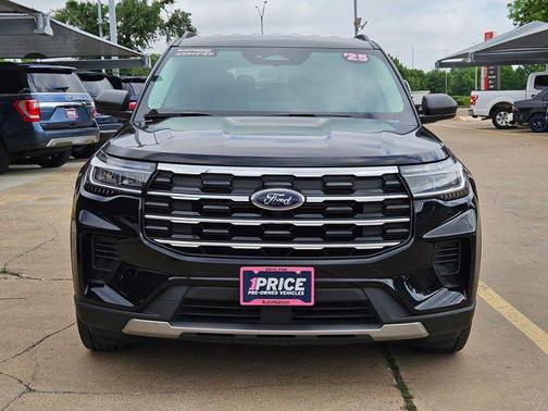 Agate Black Metallic 2025 Ford Explorer Active