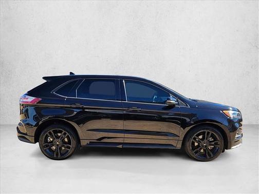 2019 Ford Edge ST