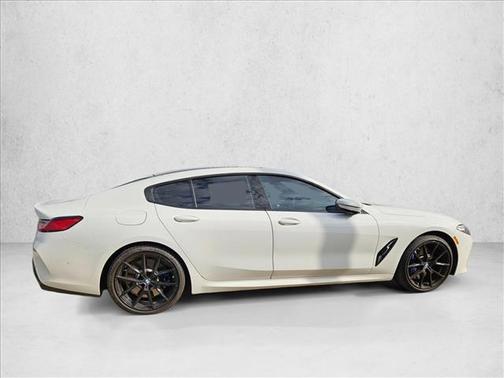 2024 BMW 840 i