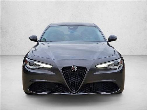 2021 Alfa Romeo Giulia Base