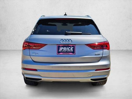 Florett Silver Met 2023 Audi Q3 Premium 40 TFSI quattro Tiptronic