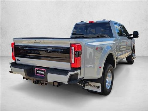 Avalanche 2026 Ford F-350 Platinum