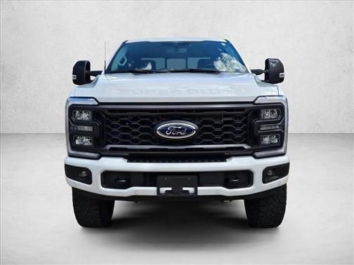 Oxford White 2024 Ford F-250 Lariat