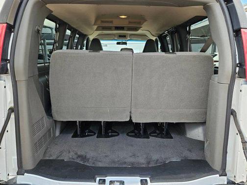 2017 GMC Savana 3500 LT