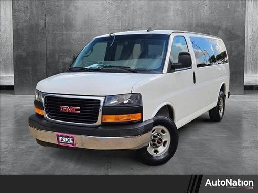 2017 GMC Savana 3500 LT