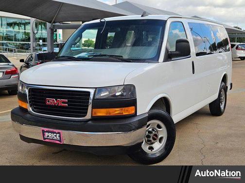2017 GMC Savana 3500 LT