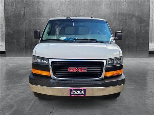 2017 GMC Savana 3500 LT