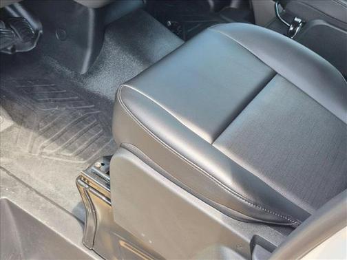 Oxford White 2026 Ford Transit-250 Base