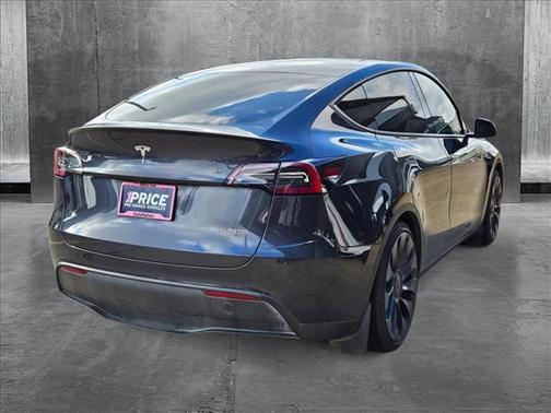 2024 Tesla Model Y Performance Dual Motor All-Wheel Drive