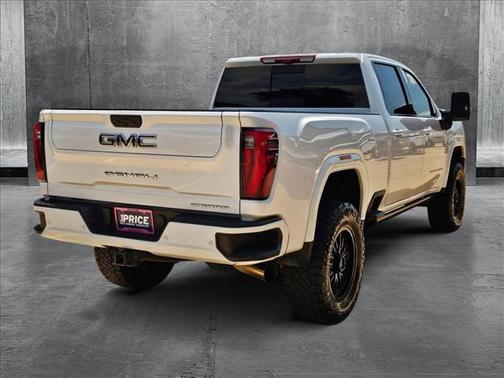 2024 GMC Sierra 2500 Denali Ultimate