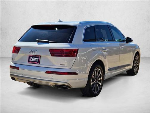 Glacier White Metallic 2018 Audi Q7 2.0T Premium Plus