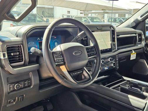 2025 Ford F-250 Platinum