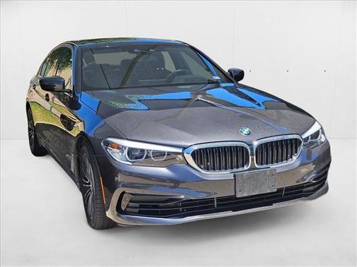 2019 BMW 540 540i