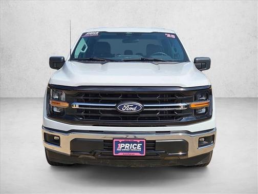 Oxford White 2025 Ford F-150 XLT