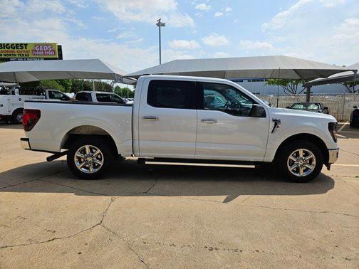 Oxford White 2025 Ford F-150 XLT