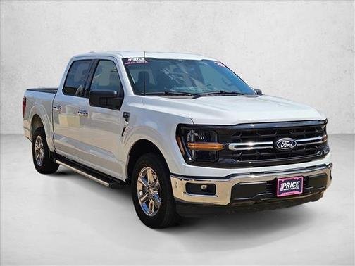 Oxford White 2025 Ford F-150 XLT