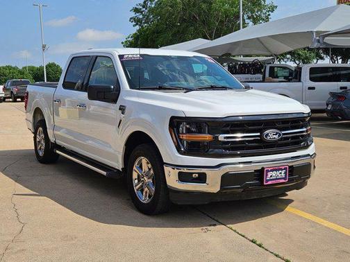 Oxford White 2025 Ford F-150 XLT