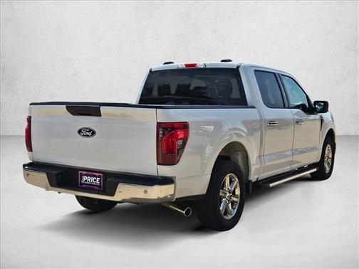 Oxford White 2025 Ford F-150 XLT