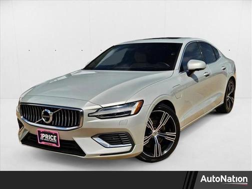 2019 Volvo S60 Hybrid T5