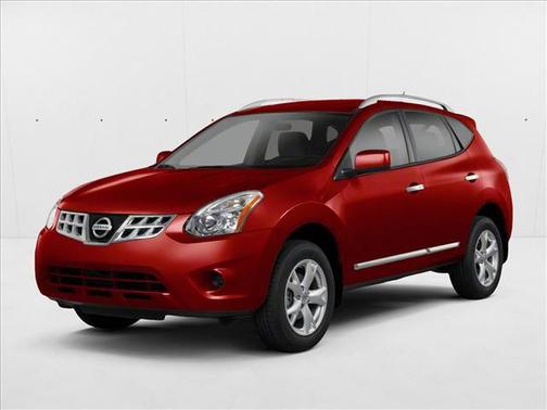 Cayenne Red 2013 Nissan Rogue SV