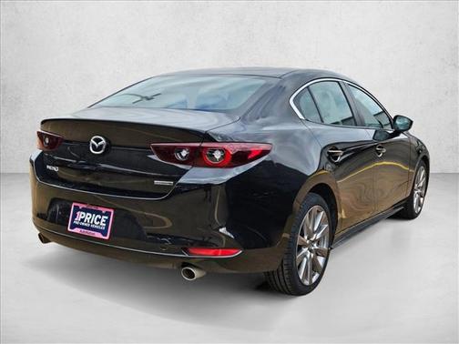 2022 Mazda Mazda3 FWD w/Preferred Package