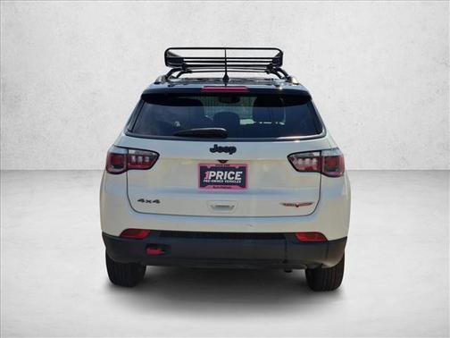 White Clearcoat 2019 Jeep Compass Trailhawk