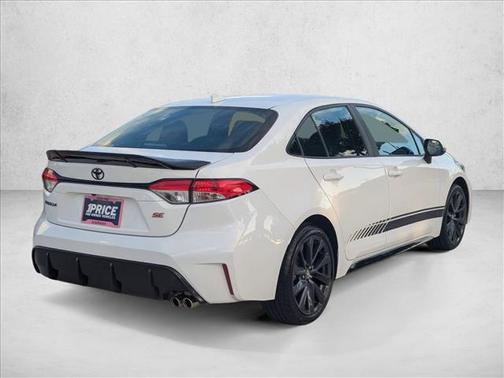 Ice Cap 2024 Toyota Corolla SE
