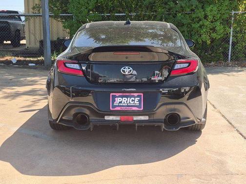 Raven 2023 Toyota GR86 Base