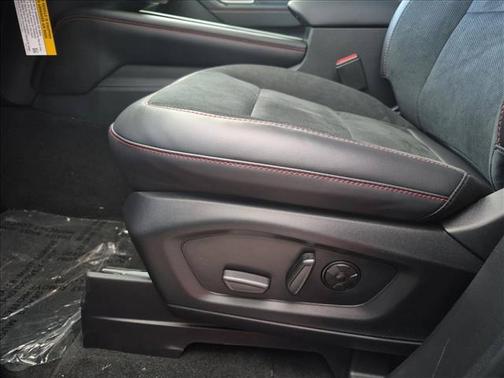 Star White Metallic Tri-Coat 2027 Ford Explorer ST
