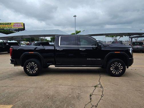 Onyx Black 2025 GMC Sierra 2500 Denali Ultimate