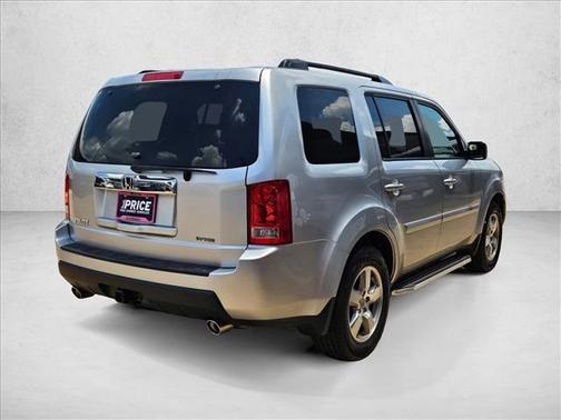 Silver/Gray 2011 Honda Pilot EX-L