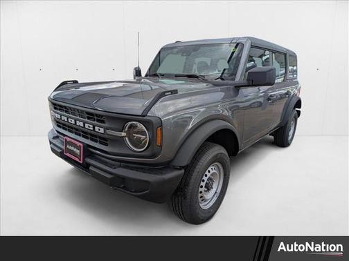2025 Ford Bronco Base 4 Door 4x4