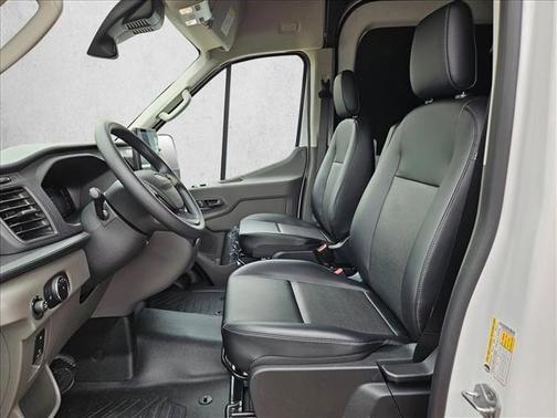 Oxford White 2026 Ford Transit-250 Base