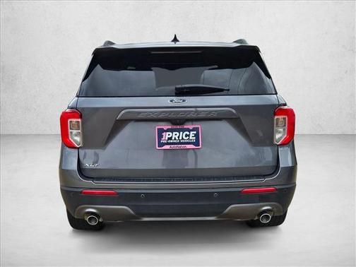 Carbonized Gray Metallic 2022 Ford Explorer XLT