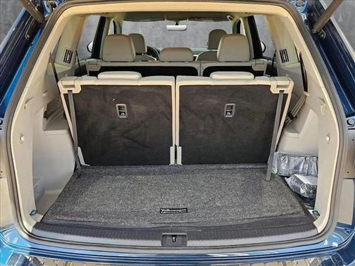 2023 Volkswagen Atlas 3.6L SE w/Technology