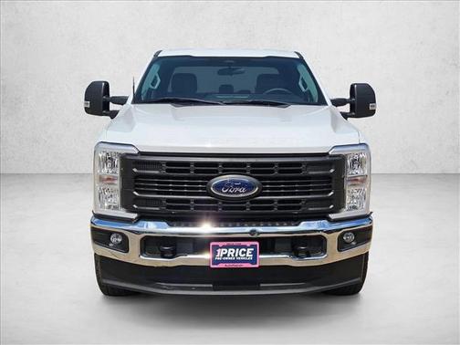 Oxford White 2023 Ford F-250 XL