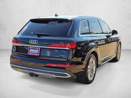 2022 Audi Q7 55 Prestige