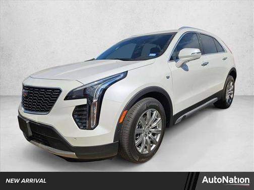 2022 Cadillac XT4 Premium Luxury
