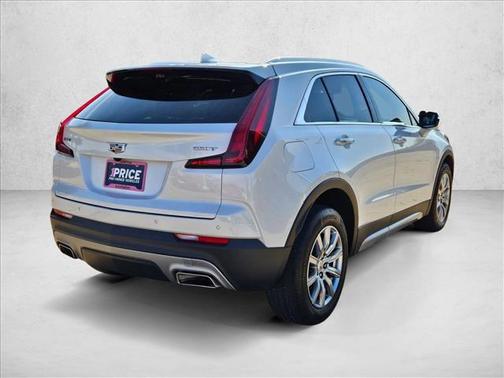 2022 Cadillac XT4 Premium Luxury