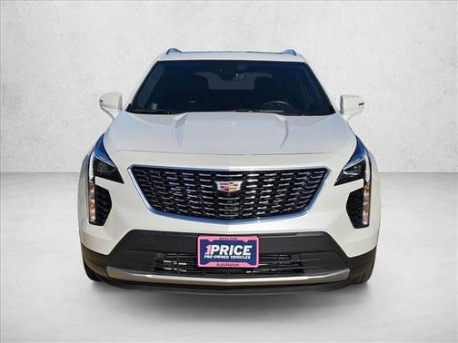 2022 Cadillac XT4 Premium Luxury