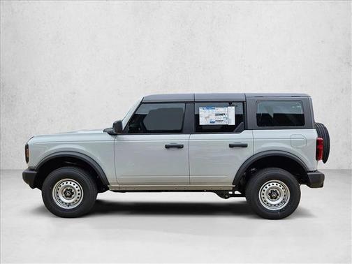 Avalanche Gray 2026 Ford Bronco Base 4 Door 4x4