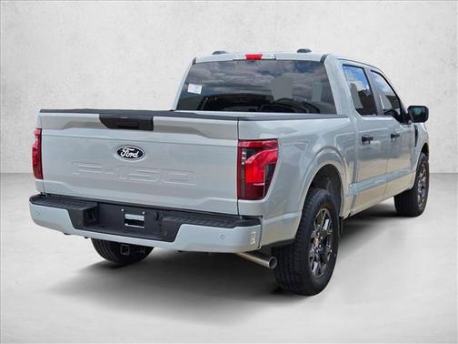 Avalanche 2026 Ford F-150 STX