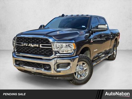 2022 RAM 2500 Tradesman Crew Cab 4x4 6'4' Box